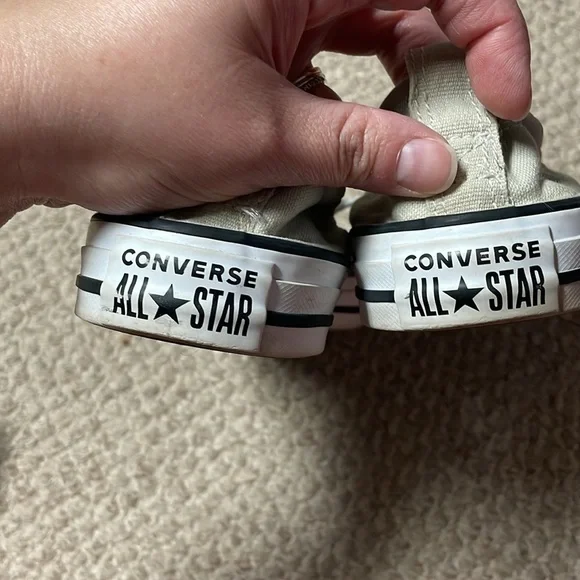 size 9 cream color Converse All Star sneakers - Picture 5 of 6